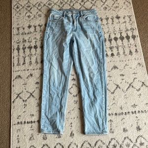 Worn a few times!! Perfect condition!